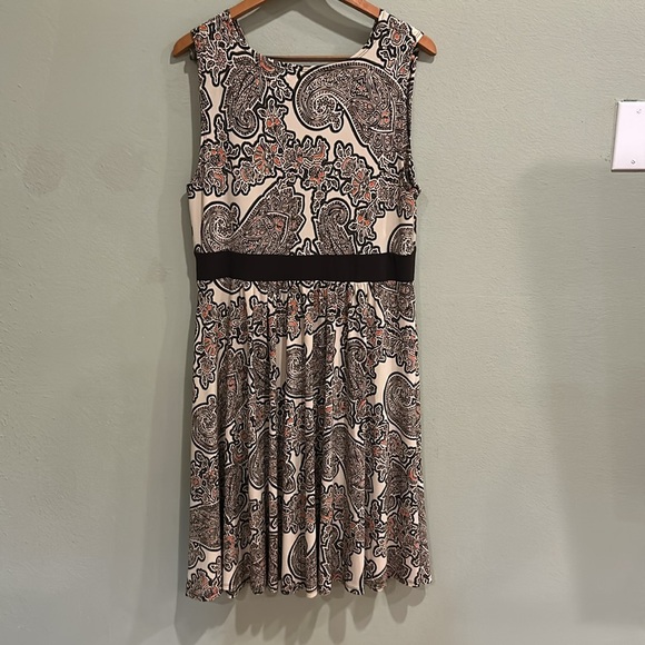 Michael Kors Sleeveless Paisley Dress Women’s Size L/G - Picture 9 of 11